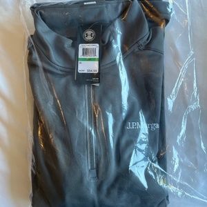 Under Armour pullover